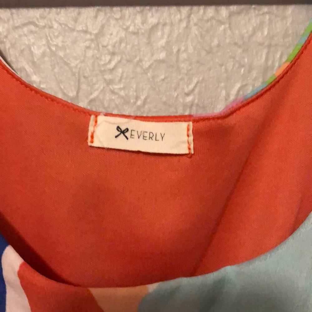 Every Colorful Dress - Picture 3 of 5